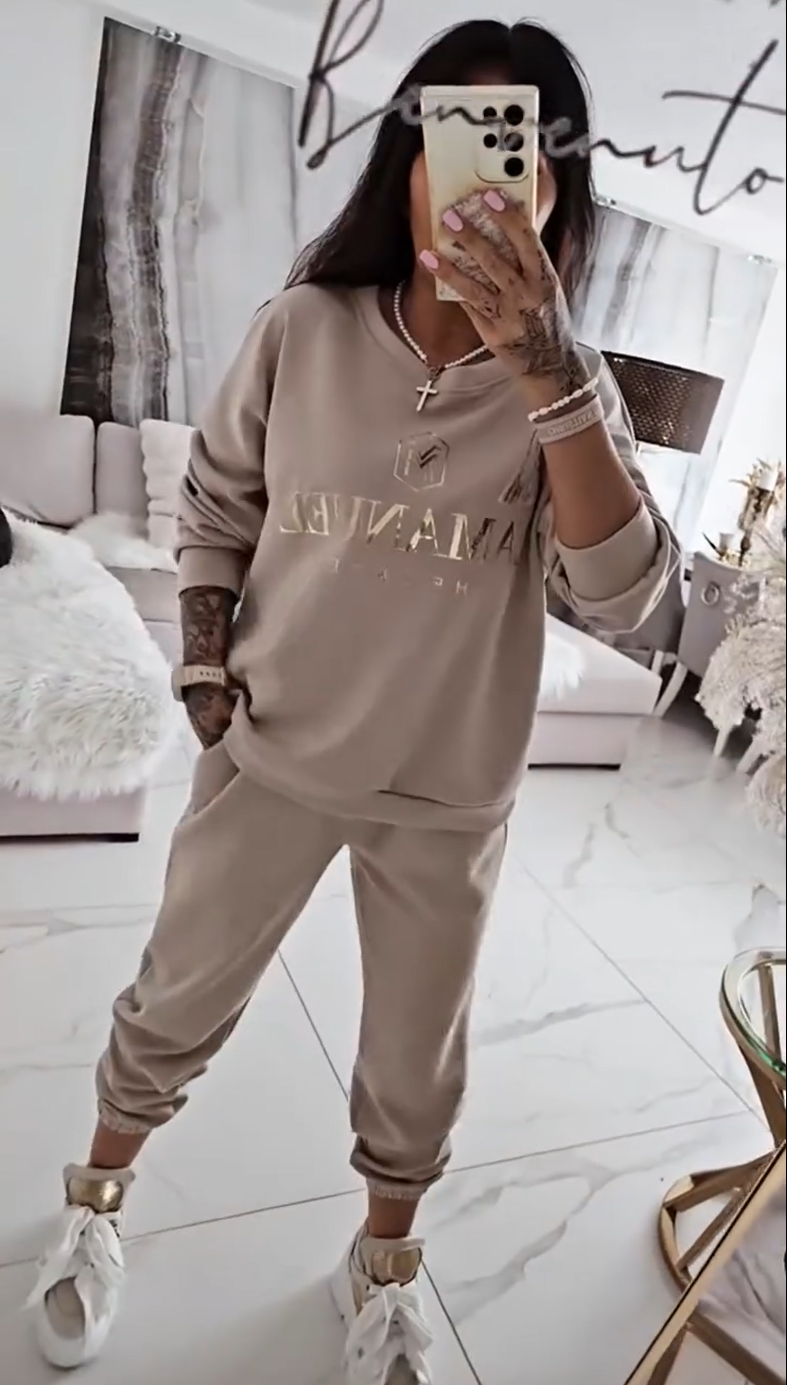 INGA | DAMSKI ZESTAW CASUALOWY Z BLUZKĄ I SPODNIAMI